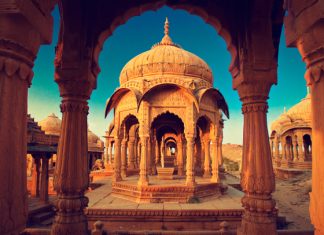 Индия отменит карантин для иностранных туристов