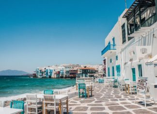 Где провести отпуск: шесть зарубежных морских курортов, доступных для россиян