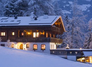 Горнолыжный курорт Ски-Джевель в Тирольских горах.