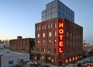 В гостиничном и отельном бизнесе произошёл рост вакансий по итогам недели