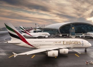 Рейсы Emirates на жестких блоках из Москвы и Санкт-Петербурга