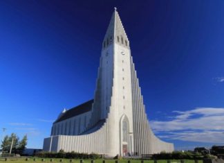 Хатльгримскиркья (церковь Халлгримура, Hallgrimskirkja) — лютеранская церковь в Рейкьявике, Исландия