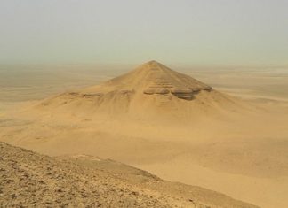 С помощью карт Google Earth, возможно найдены давно утраченные египетские пирамиды