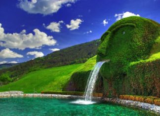 Музей «Кристаллические миры Сваровски» (Swarovski Kristallwelten) Ваттенс, Австрия