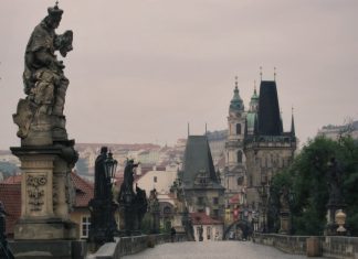 Украинцы в Чехии: всё, что нужно знать о жизни в стране