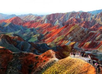Цветные скалы Чжанъе Данксиа (Zhangye Danxia Landform) – Ганьсу, Китай