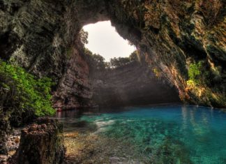 Пещера Мелиссани (Melissani), остров Кефалония, Греция