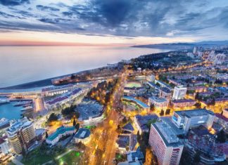 Российские туристы назвали Сочи самым дорогим курортом