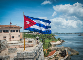 Куба планирует привлечь до полумиллиона туристов из России