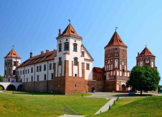 Россия и Беларусь работают над расширением прямого авиасообщения