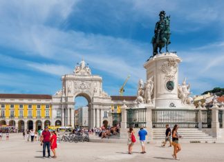 Временная защита в Португалии для украинцев в 2024 году