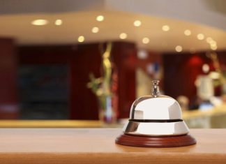 Заселиться в отель можно будет по водительским правам