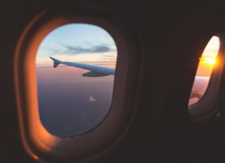 Как купить авиабилеты дешево: 5 проверенных способов