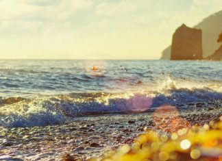 Спрос на поездки по России в бархатный сезон вырос на 59%.