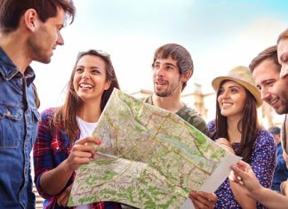 Эксперты назвали самые путешествующие регионы России