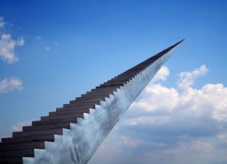 Скульптура «Лестница в небо» (Diminish and Ascend), Сидней, Австралия