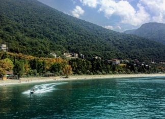 Островок: спрос на Абхазию обгоняет Турцию