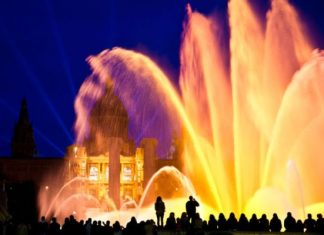 Магический фонтан Монжуика (Magic Fountain of Montjuic) — поющий фонтан в Барселоне, Испания