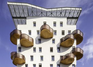 Дом Quai de la Graille с необычными балконами, Гренобль, Франция